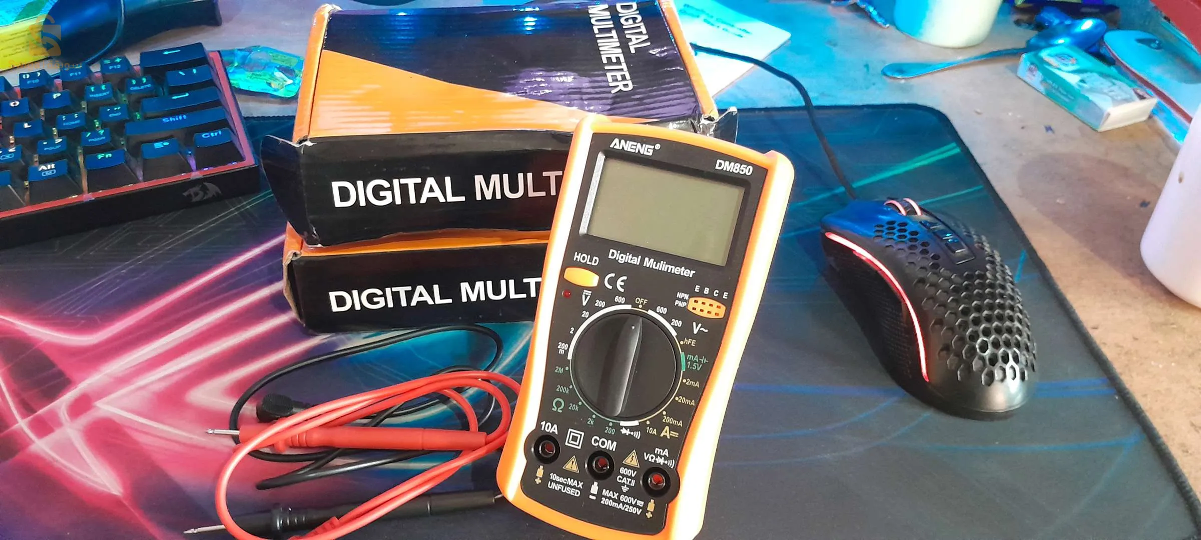 جهاز متعدد القياسات