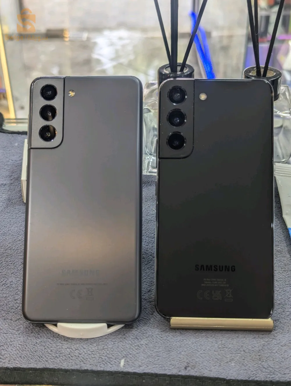 S21 5G S22 bon etat  8/128Gb CE européen🇪🇺 2 pus 
S22: 58000
S21 5G: 45000