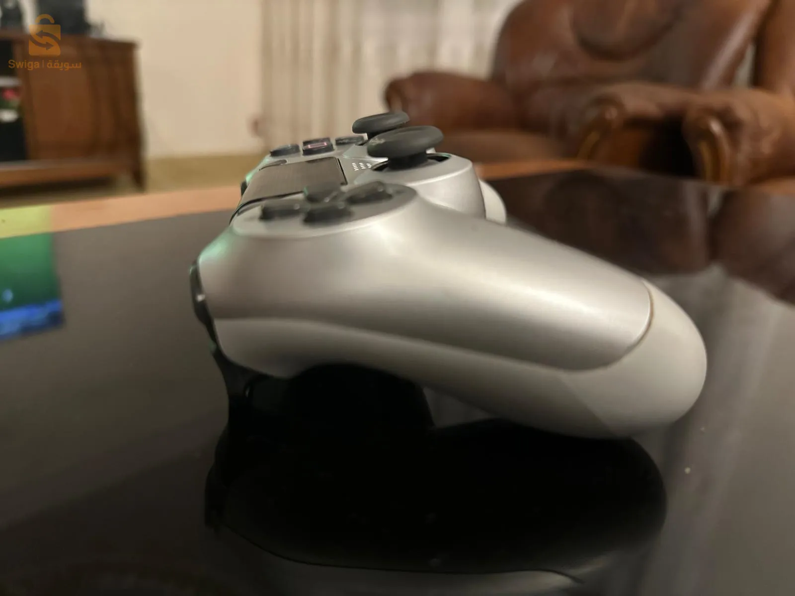 يد بلايستيشن 4 نسخة طبق الأصل، مستعملة(لايوجد فيها أي مشكلة)