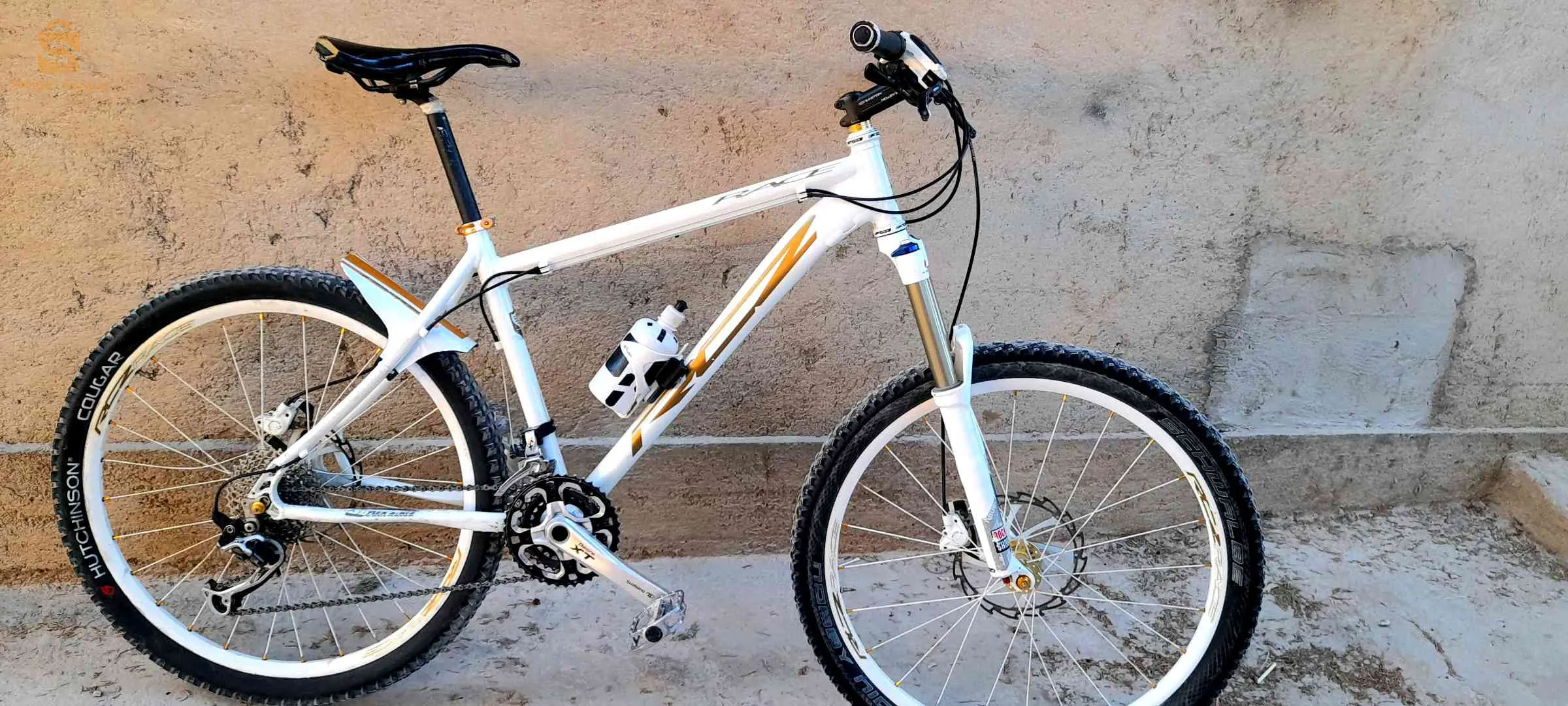 Prix 5m
Vélo RCZ ndifa 9/10 koulch original ta3ha 5asha plaket aryar brQ
Tail M 26