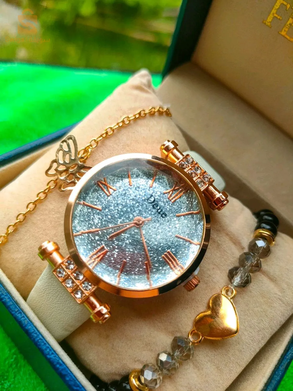 ساعات نسائية أنيقة