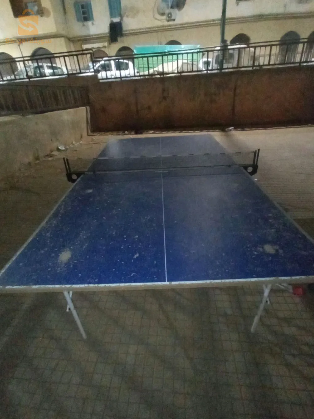 طاولة تنس من صنع ألماني