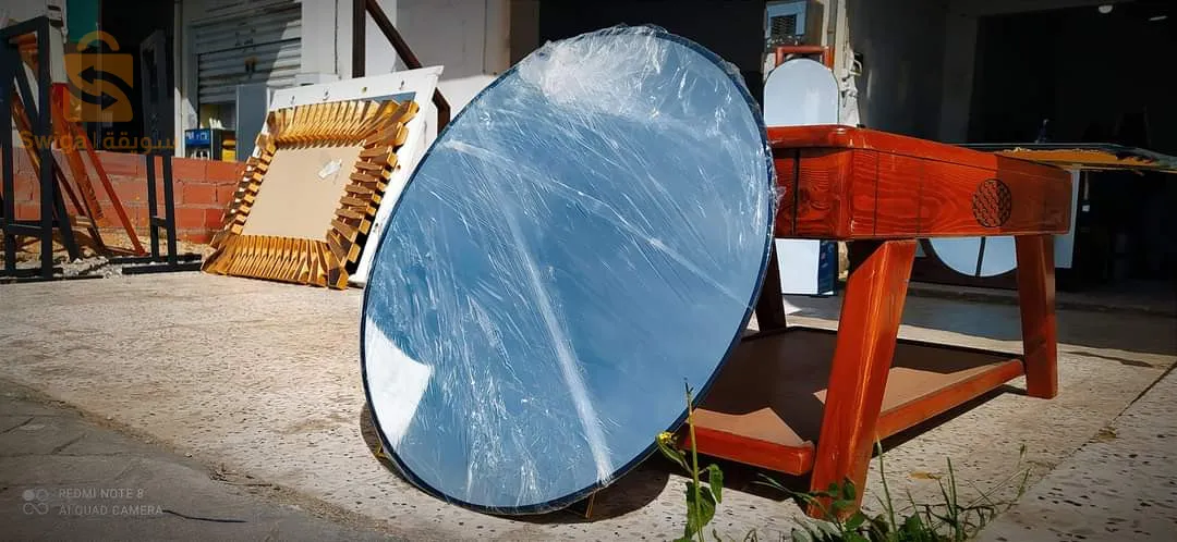 Miroirs moderns ✨🖤 Qualité d'importation l'epaisse 👑 disponible en Noir Doré et Argenté ✨ Livraison disponible et Fabrication sûr commande