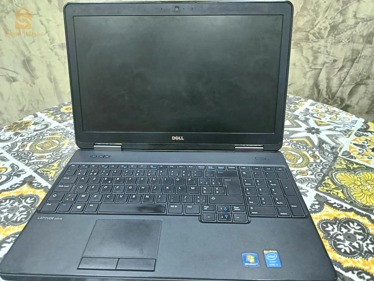 حاسوب محمول 
لابتوب