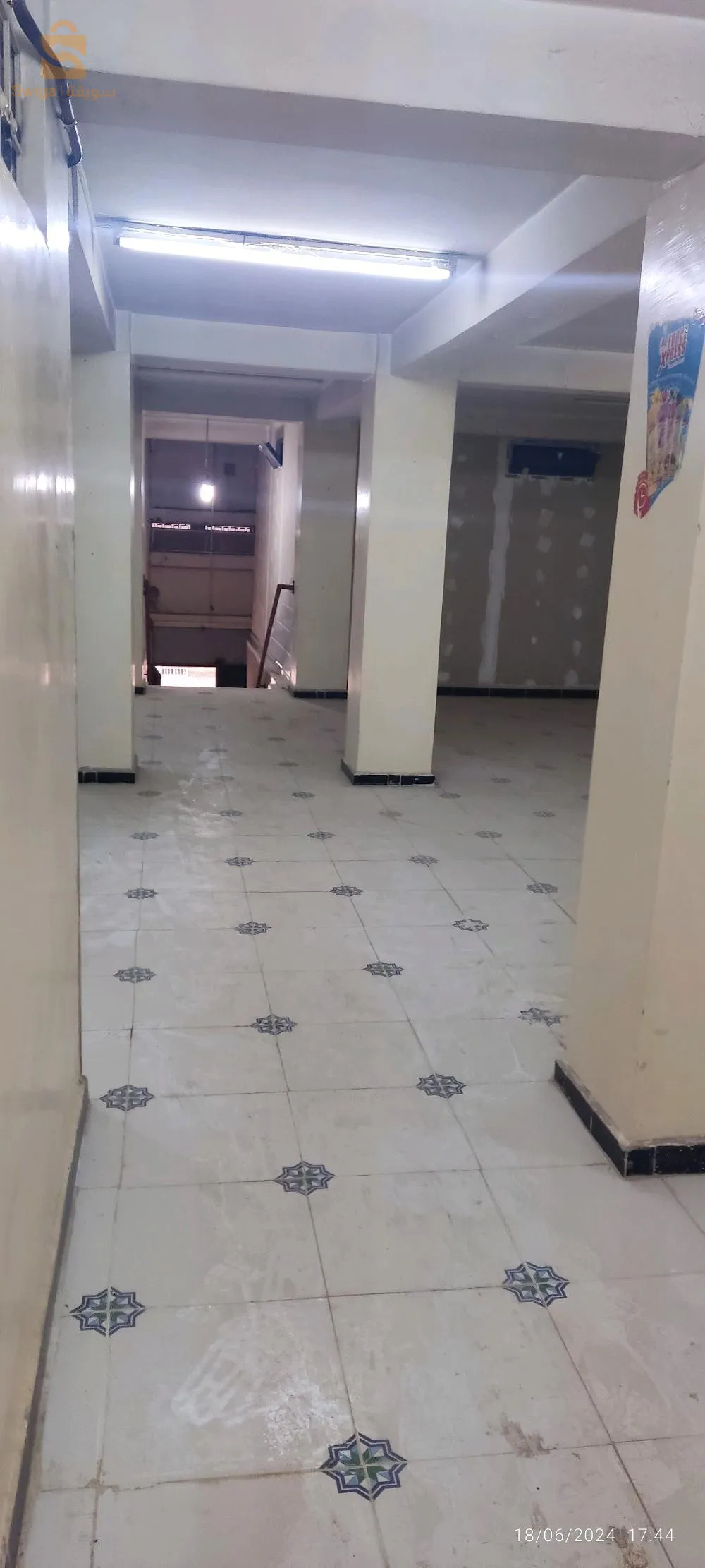 المحل عبارة عن سدة للكراء