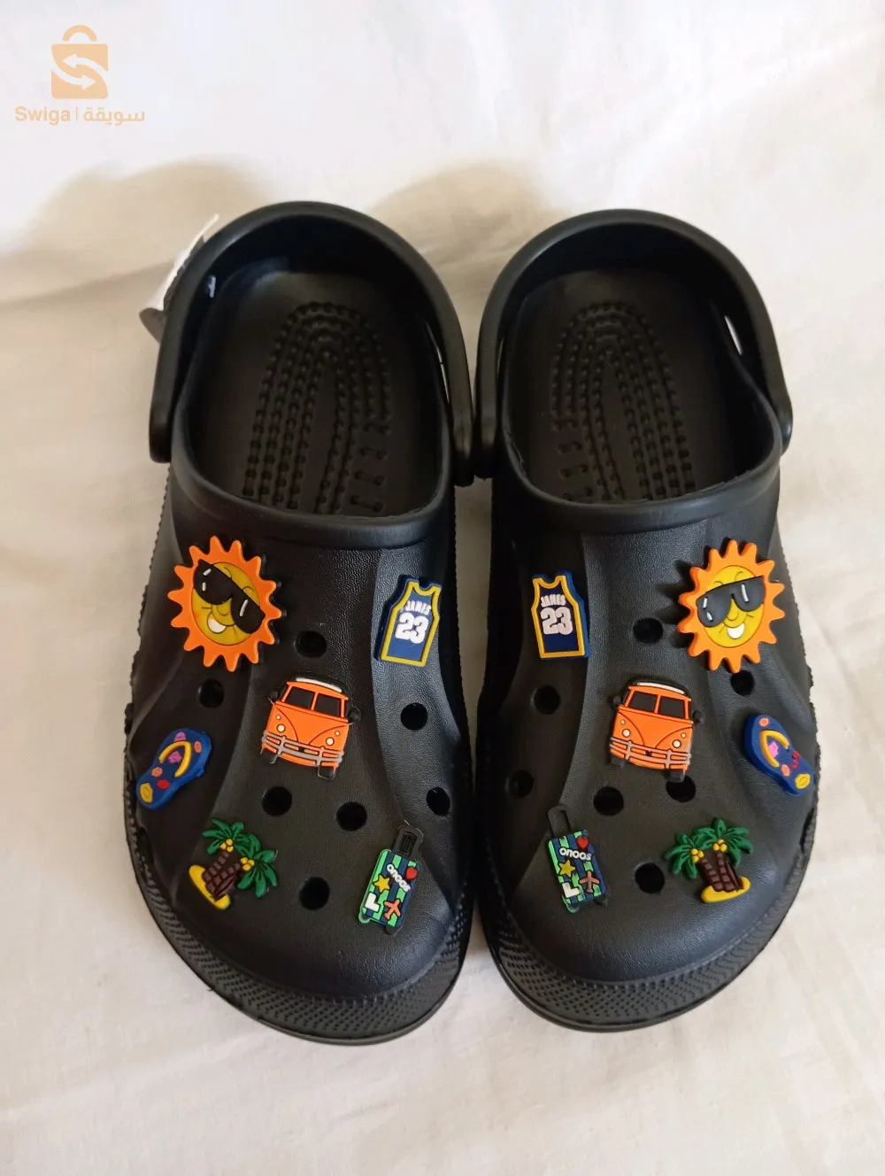 crocs et motifs