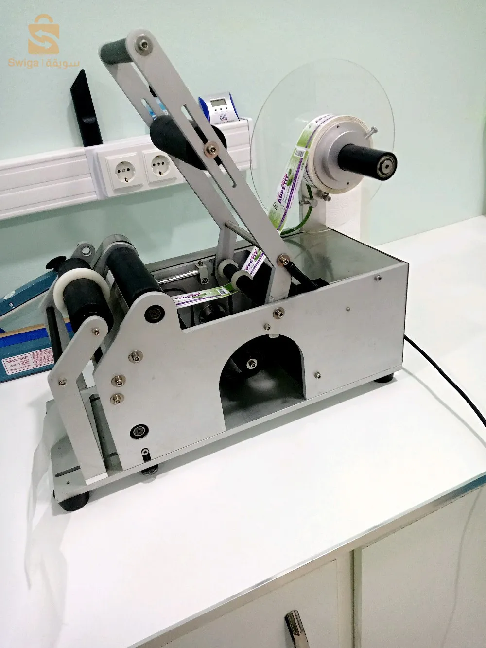 etiqueteuse semi automatique, étiqueteuse Algérie, étiqueteuse manuel Algérie.