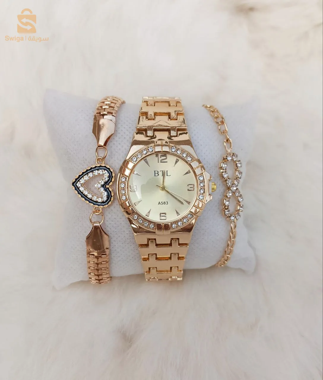 ساعات نسائية