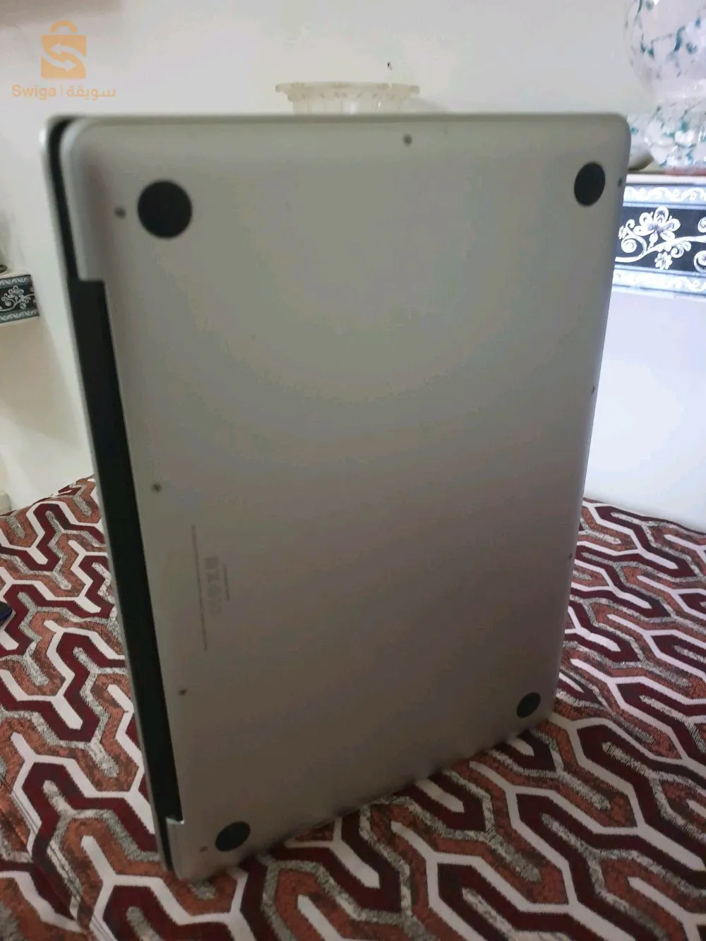 ماك بوك نقي ماشاء الله