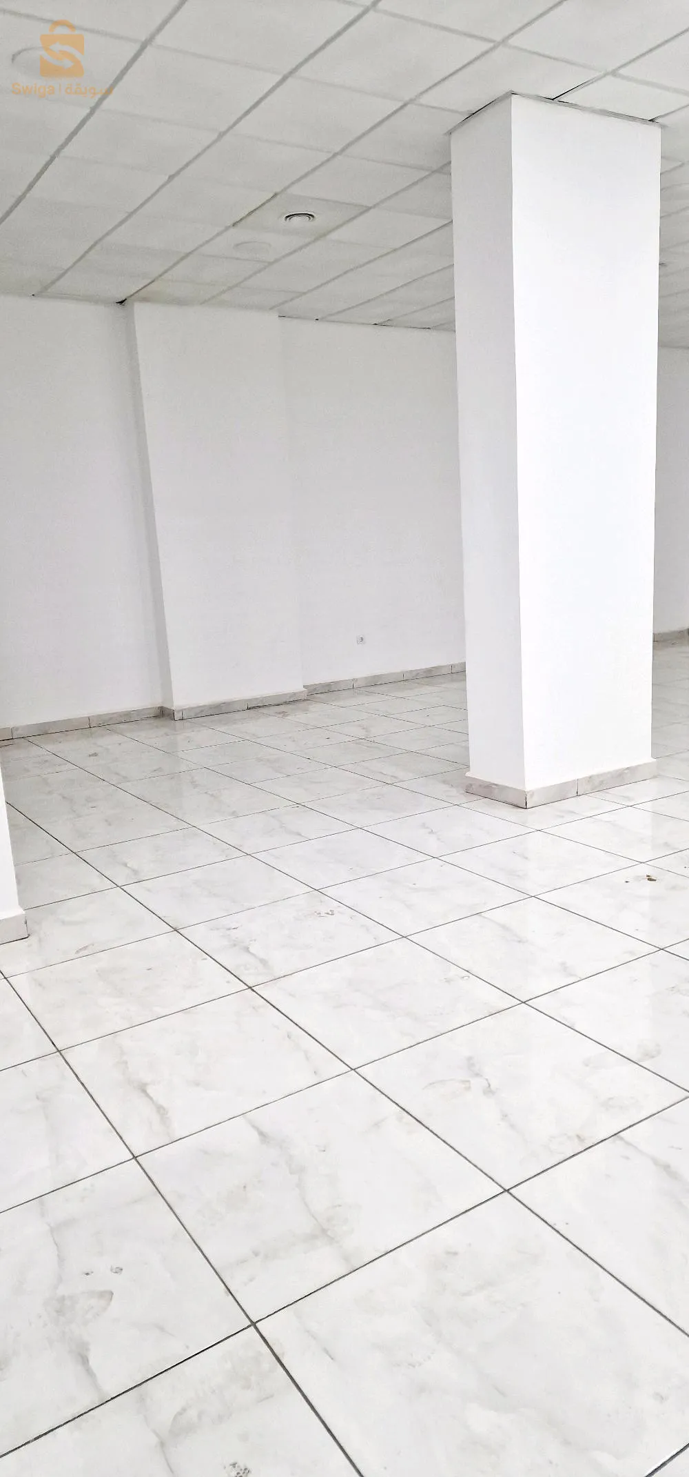 location local commercial  260m