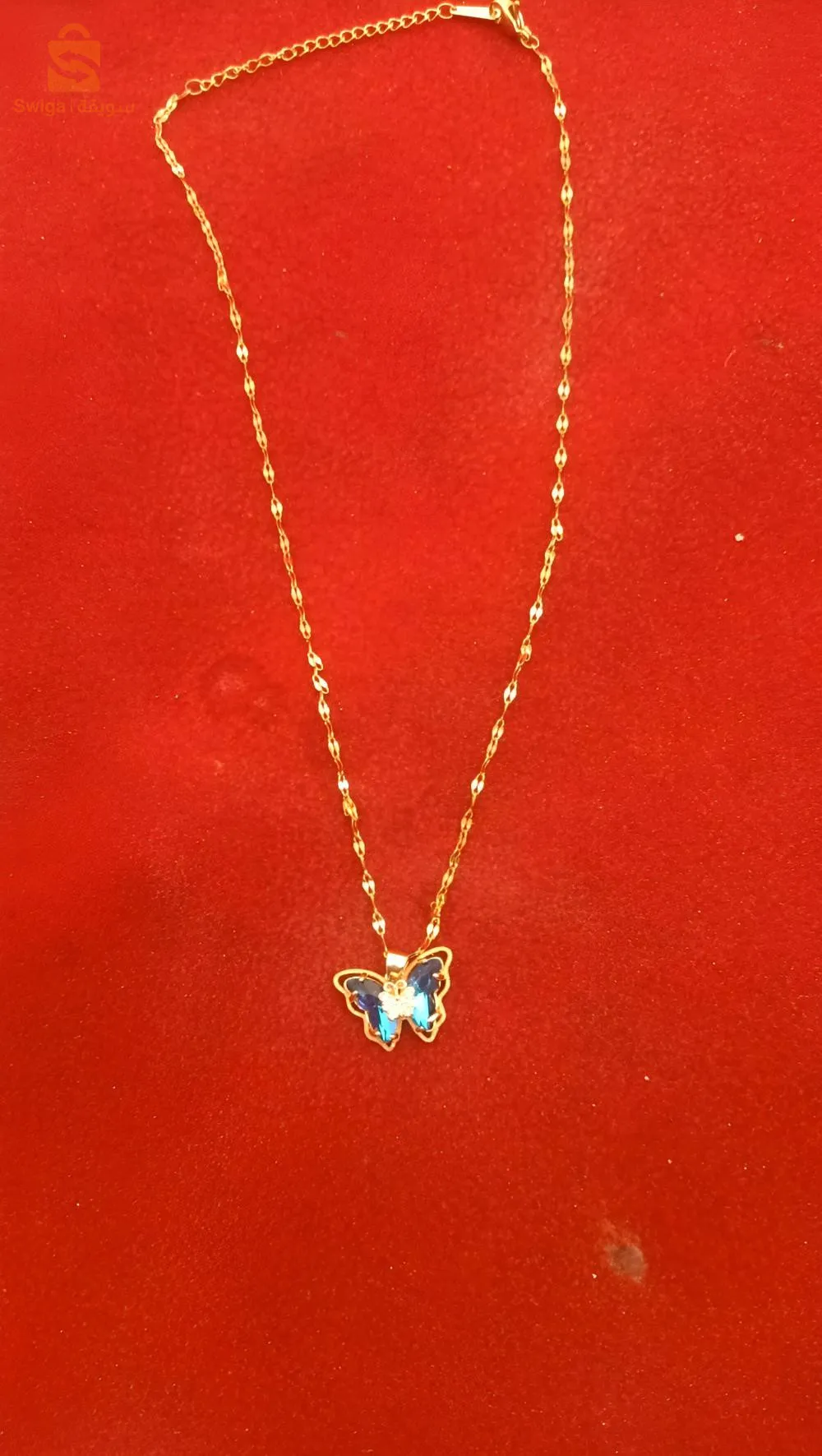 collier avec pendentif en  flacon de neige pour femme retatif 360°