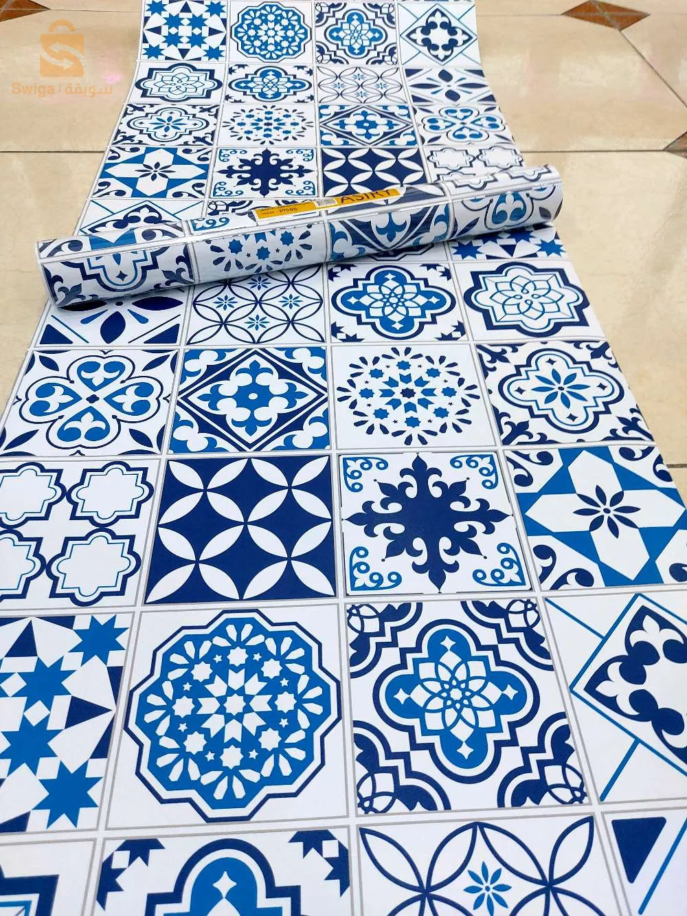 شريط لاصق لامع