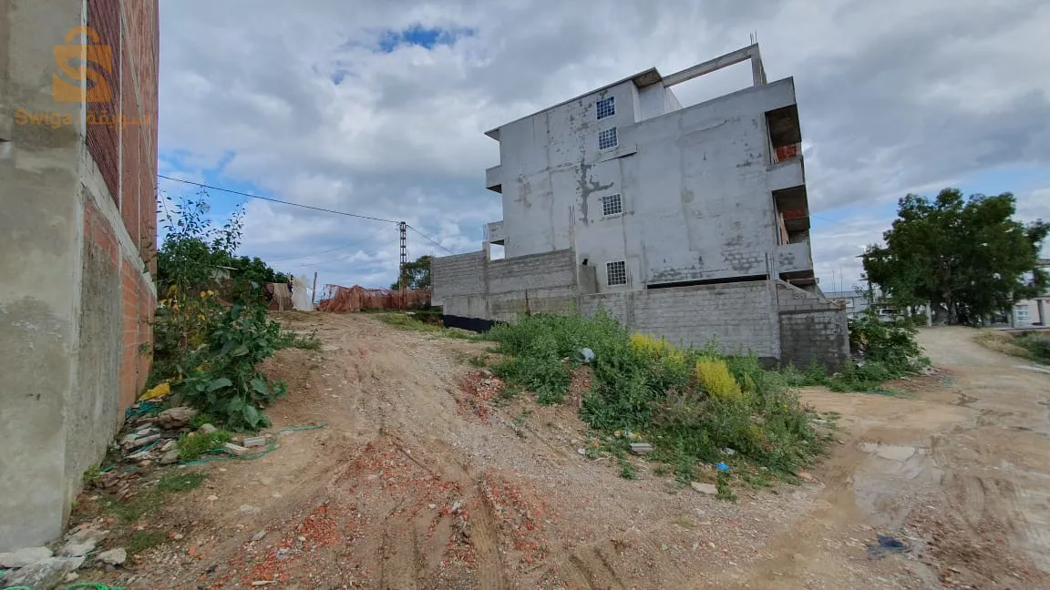 ارض للبيع في وسط مدينة عنابة مقابلة للبحر