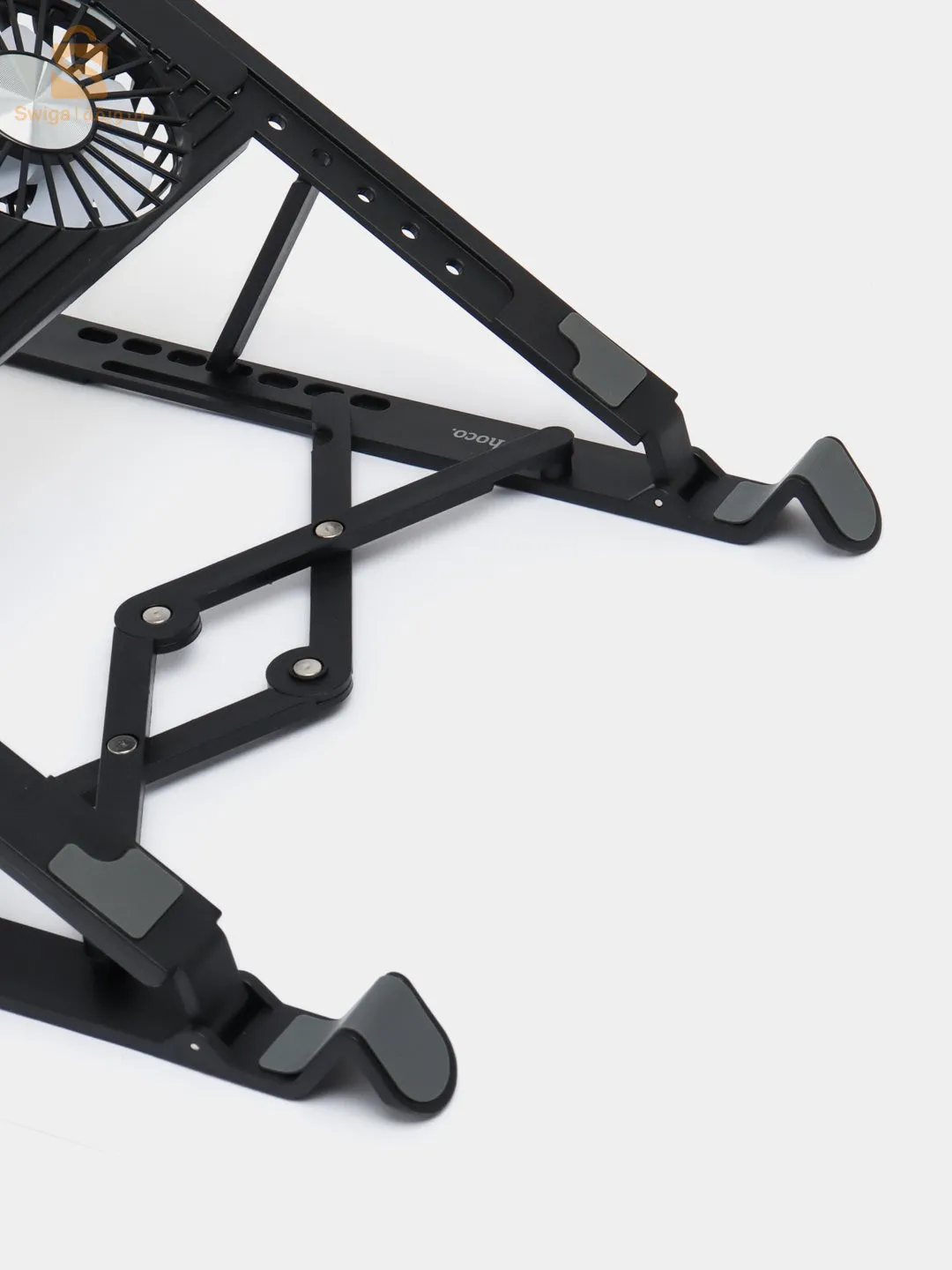 Support pour ordinateur portable avec refroidissement
