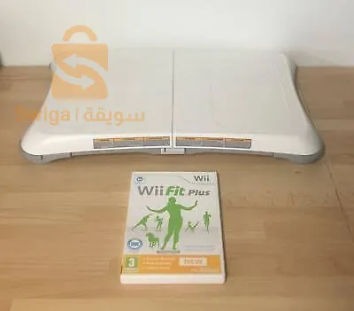 أم البواقي تعد Wii Fit تجربة ألعاب فريدة تجمع بين النشاط البدني والمرح التفاعلي. فيما يلي بعض المزايا الرئيسية لبرنامج Wii Fit:

1. اللياقة البدنية التفاعلية: توفر Wii Fit طريقة ممتعة وجذابة للبقاء نشطًا وتحسين لياقتك البدنية. فهو يجمع بين التمارين والألعاب لتشجيعك على ممارسة التمارين الرياضية أثناء اللعب.

2. تتبع التقدم: يمكنك تتبع تقدمك مع مرور الوقت. يقوم Wii Fit بتسجيل وزنك ومؤشر كتلة الجسم (BMI) ومركز ثقل جسمك، مما يتيح لك مراقبة التغيرات في لياقتك البدنية ووزنك.

3. التمارين المتنوعة: تقدم Wii Fit مجموعة واسعة من التمارين المصممة لزيادة القوة والمرونة والتوازن واللياقة الهوائية. بدءًا من اليوجا وتمارين الإطالة وحتى التمارين الهوائية وتمارين القوة، هناك شيء يناسب الجميع.

4. الألعاب الرياضية المصغرة: بالإضافة إلى التمارين، تشتمل Wii Fit على ألعاب رياضية مصغرة ممتعة لزيادة الإثارة. العب التنس وتزلج الهواء واليوجا والعديد من الألعاب الأخرى التي تختبر مهاراتك وتوفر تنوعًا في روتينك.

5. التدريب الشخصي: يمكنك إنشاء ملفات تعريف شخصية متعددة، مما يسمح لكل فرد في عائلتك بتتبع تقدمهم بشكل منفصل. يقدم Wii Fit أيضًا مدربًا افتراضيًا يقدم إرشادات ويقدم تعليقات حول وضعك وشكل جسمك.

6. التوازن المجلس: يأتي Wii Fit مع لوحة توازن، وهي محيط Wii الملحق الذي يمكنه اكتشاف الحركة والتوازن. توفر لوحة التوازن تجربة ألعاب فريدة من نوعها، مما يضيف عنصرًا من التفاعل الجسدي إلى التمارين والألعاب.

7. تحفيز العائلة: Wii Fit هي تجربة يمكن أن يستمتع بها جميع أفراد العائلة. إنه يشجع أسلوب حياة صحي ونشط، ويوفر طريقة ممتعة للآباء والأطفال للبقاء نشطين معًا.

8. سهولة الاستخدام: Wii Fit سهل الاستخدام ومصمم للمستخدمين من جميع الأعمار ومستويات اللياقة البدنية. إنه يوجهك خلال التمارين والألعاب، مما يجعله قابلًا للوصول حتى لأولئك الذين لم يمارسوا التمارين من قبل.

9. التكامل مع Wii: تتوافق Wii Fit بسلاسة مع نظام Wii، مما يسمح لك بالاستفادة من ميزات وحدة التحكم. يمكنك استخدام جهاز Wii Remote للتنقل في القوائم والتفاعل مع التطبيق.

10. القيمة الترفيهية: Wii Fit لا توفر فقط فوائد صحية، بل توفر أيضًا تجربة ترفيهية. إنها تجعل ممارسة التمارين ممتعة، مما قد يساعدك على الالتزام بروتينك وتحقيق أهدافك الصحية.