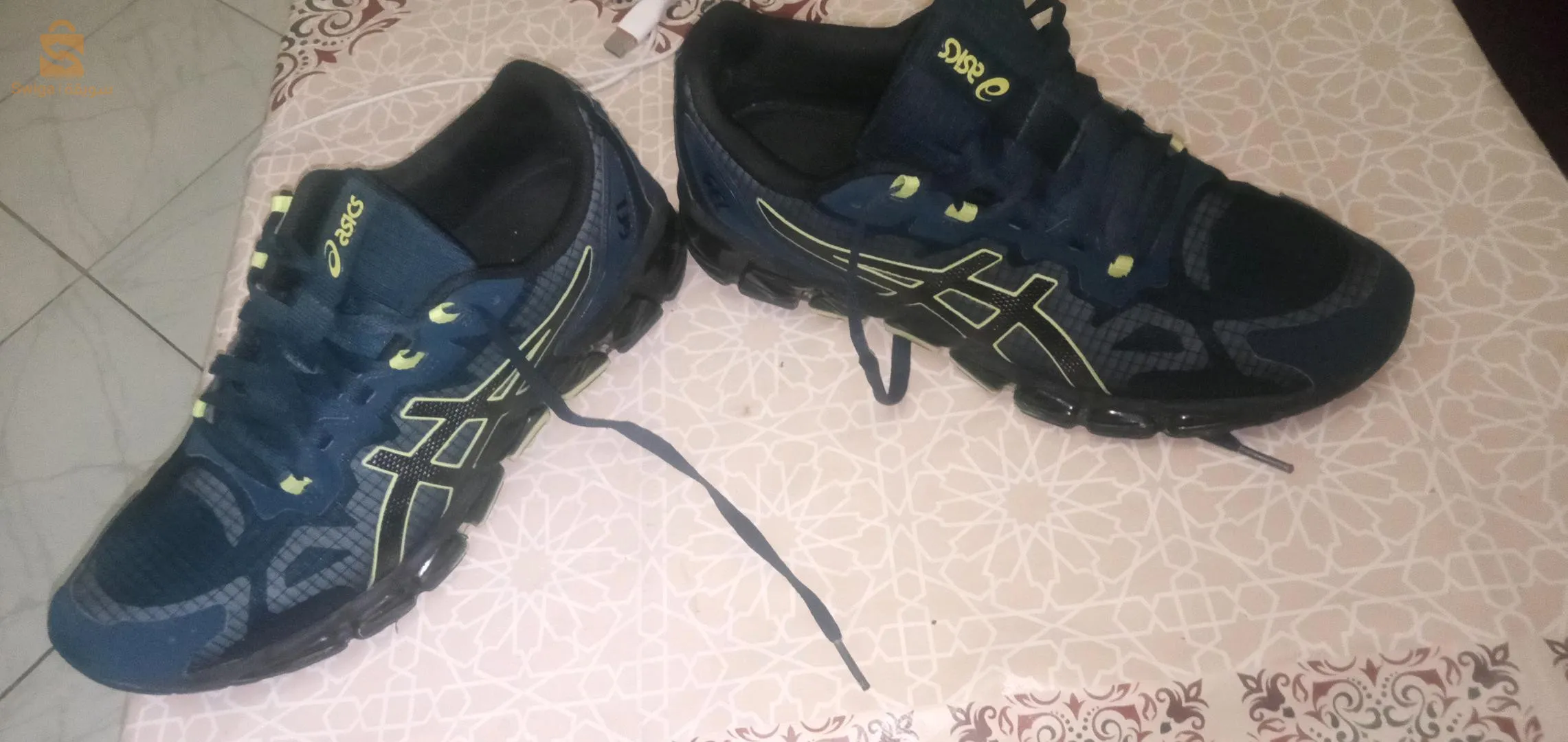 Asics GEL 360 taille 42.5