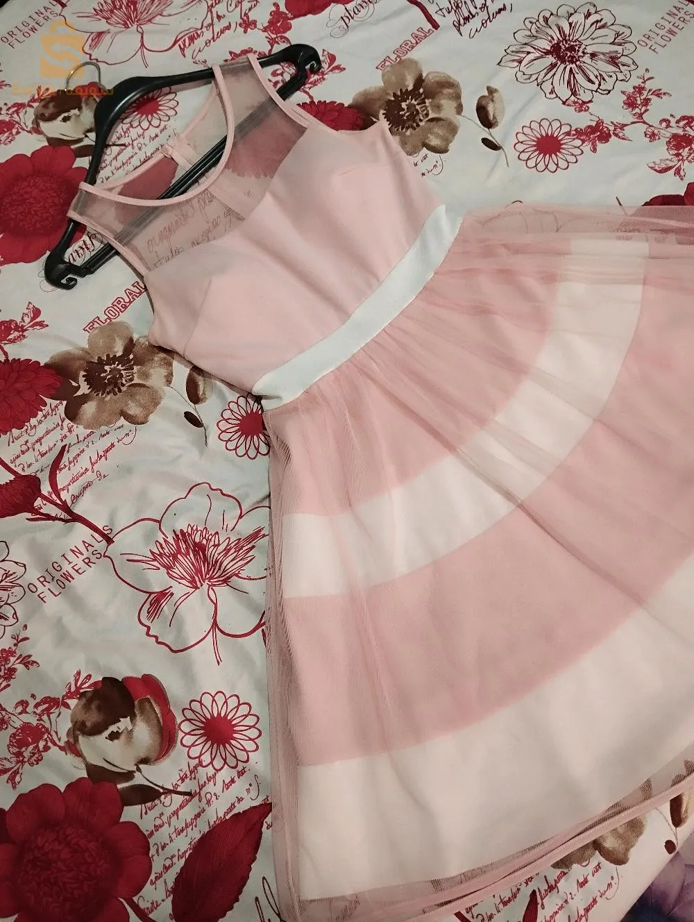 Pink and white dress 👗( 12/14 M )