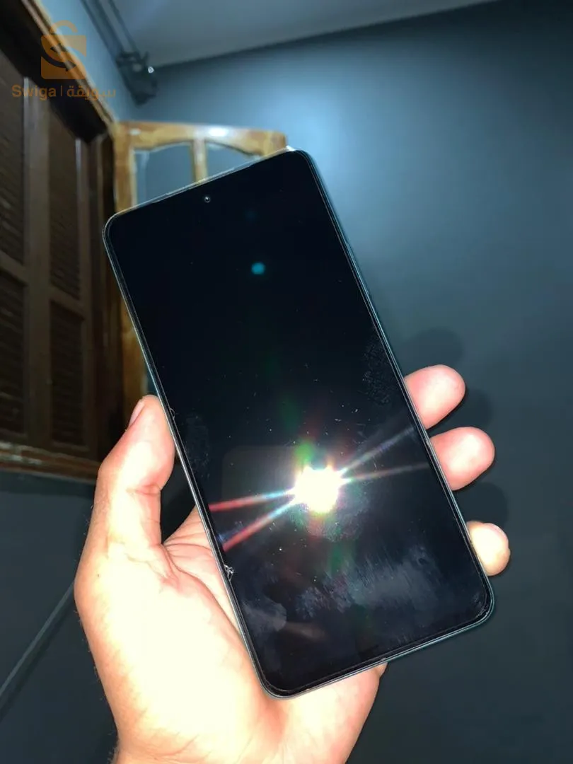 avec sa boîte et tout les accessoires