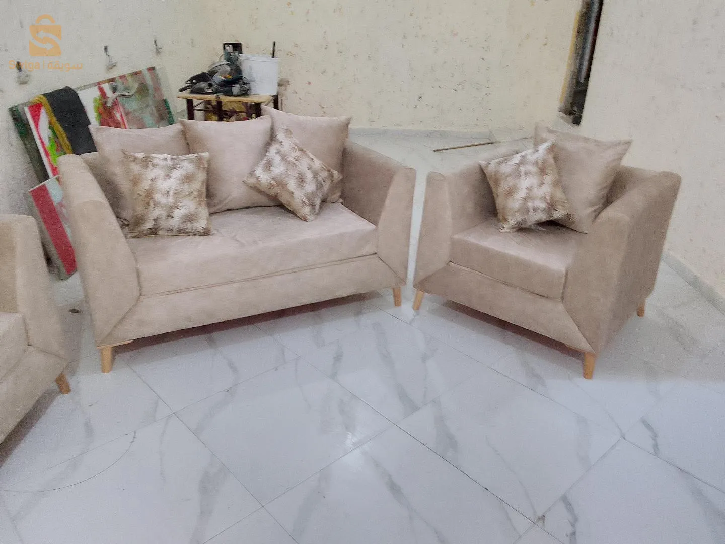 الارائك واالكراسي