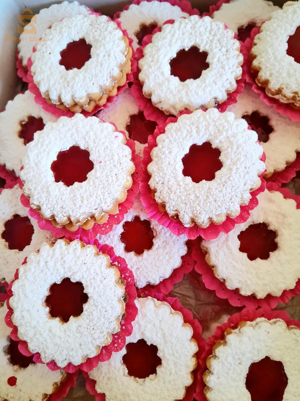 حلويات تقليدية و حلويات جافة صابلي سامبل او بالشكولاته 
طابع مادين مسكوتشو كروكي ...... حسب الطلب