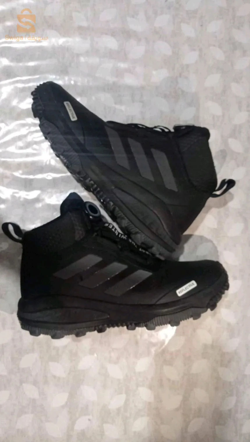 chaussures montantes adidas Originals