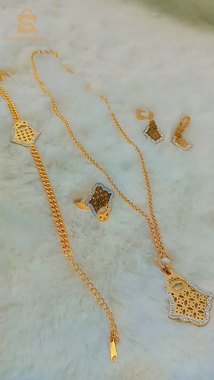 مجوهرات بديل الذهب