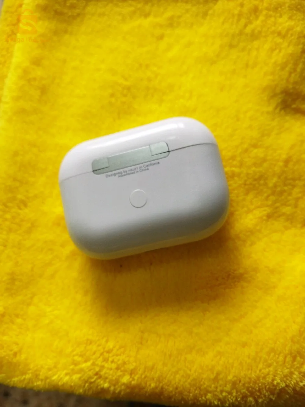 airpod la chargei phone