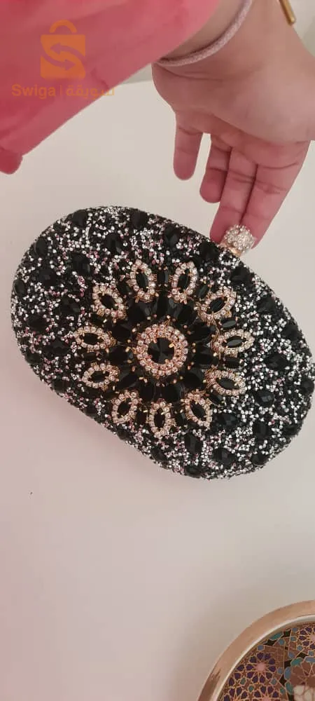 des pochette soirée