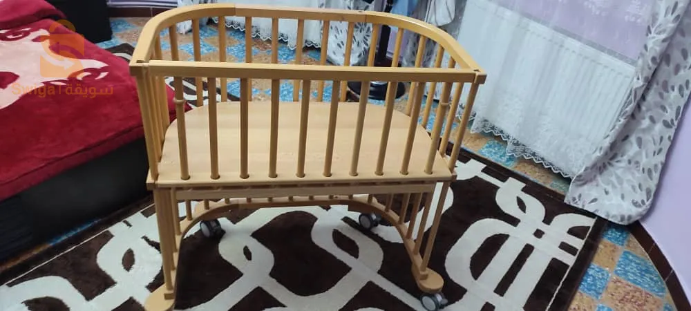 li en bois d'Allemagne tout neuf