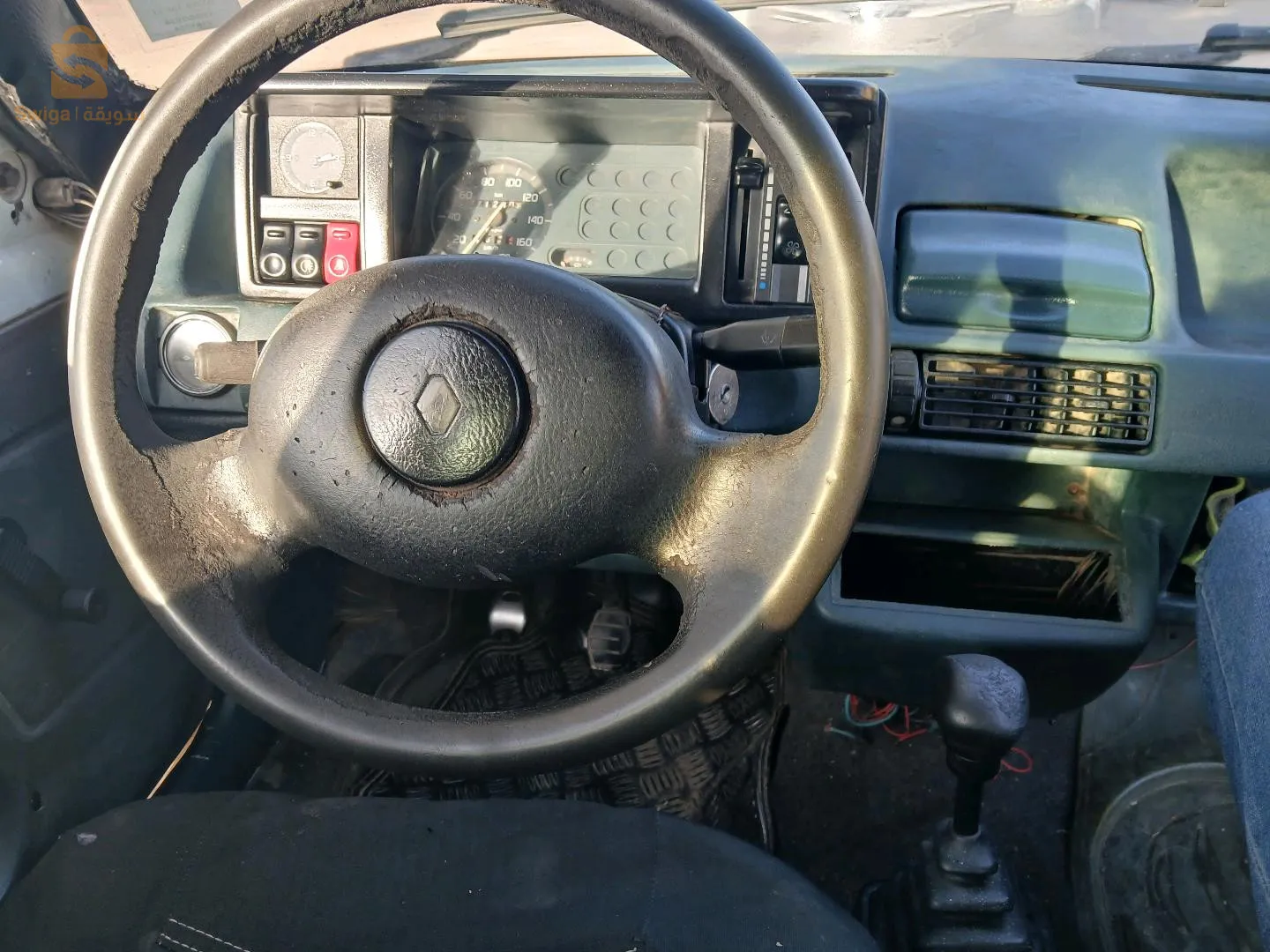 بيع سيارة إكسبريس 1997