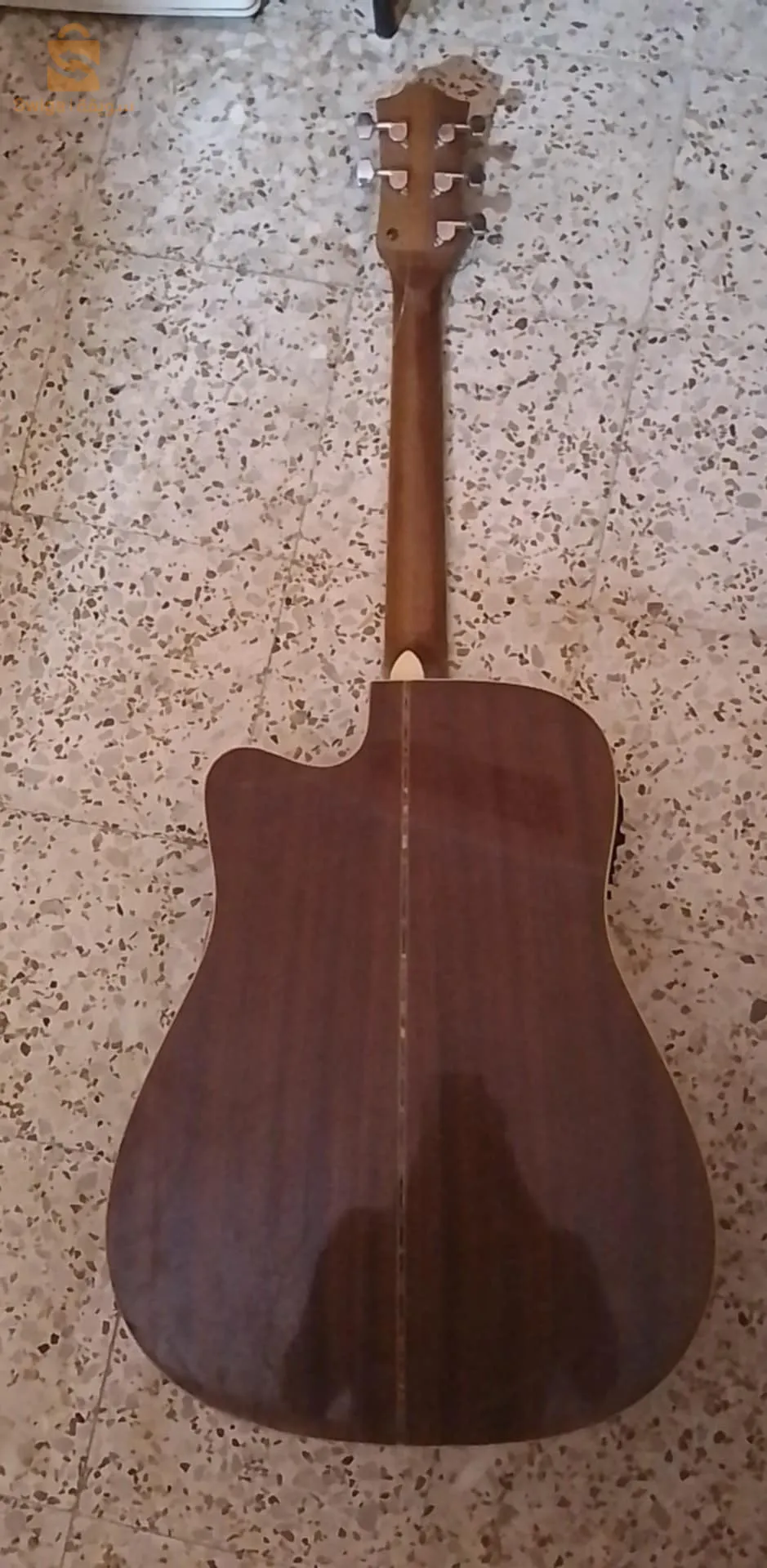guitar electro accostique ڨيتار ايليكترو اكوستيك