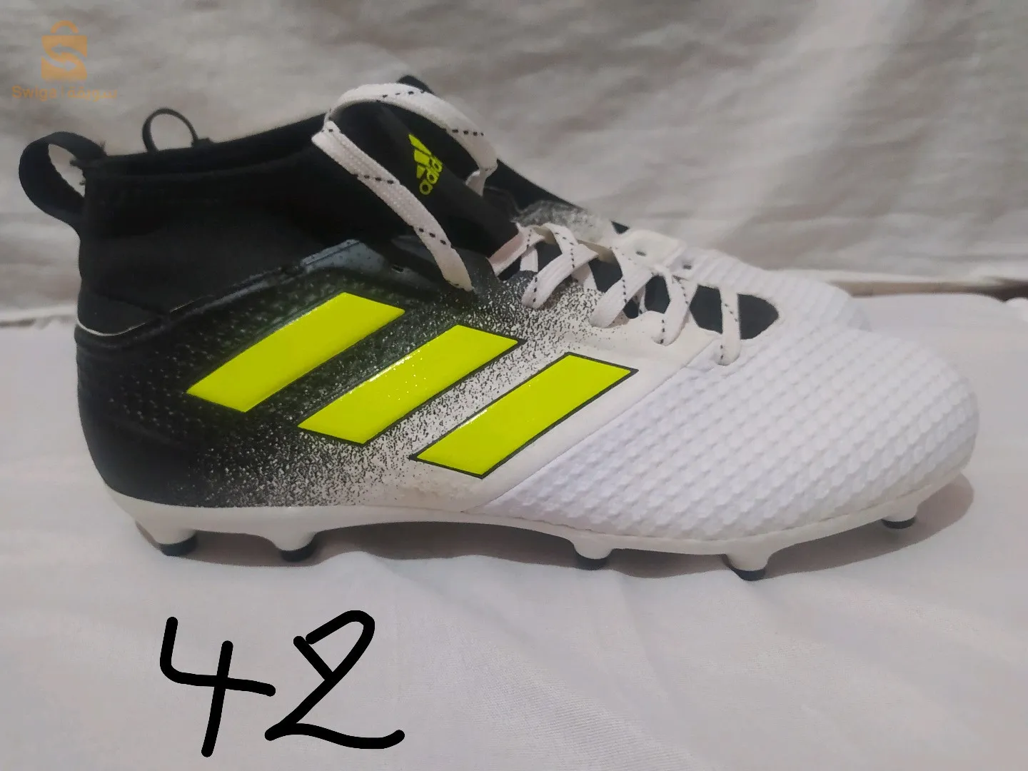 حذاء رياضي اصلي اروبي