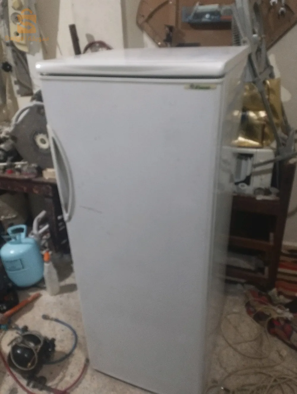 ثلاجة حالة متوسطة