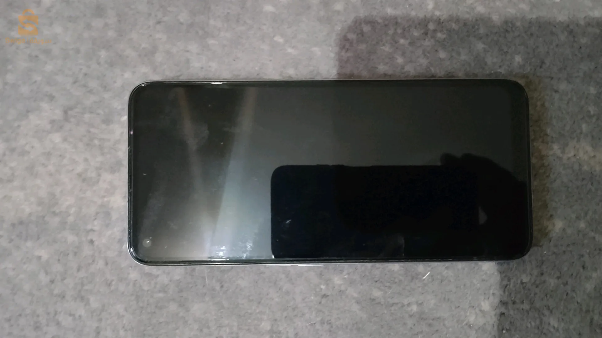 هاتف ريالمي 8i