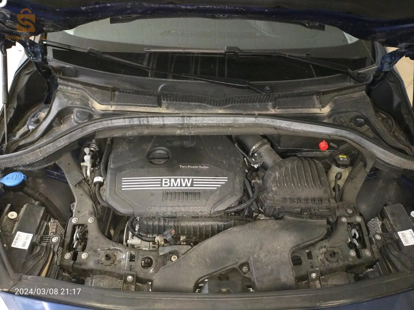 Bmw série 2 grand tourer année 2021 la toute sans toit
 55000km
Moteur 1.5 essence. 3 cylindre twin turbo
Carte grise safia
Boite vitesse automatique