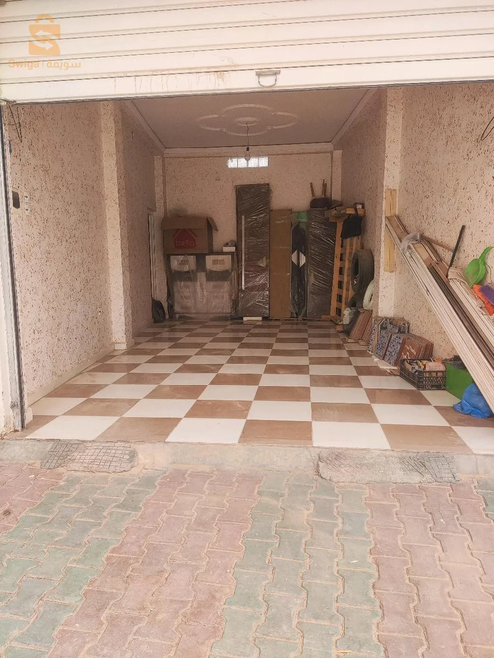 حي 1850 سكن بقرب محل كوندور و المخبزة و شروم اوتو الطاهر حاسي مسعود