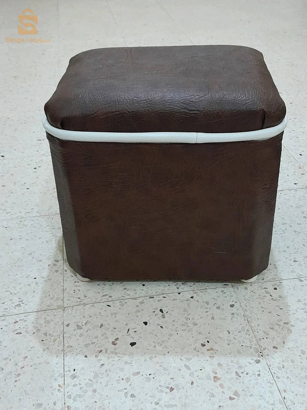 poufs