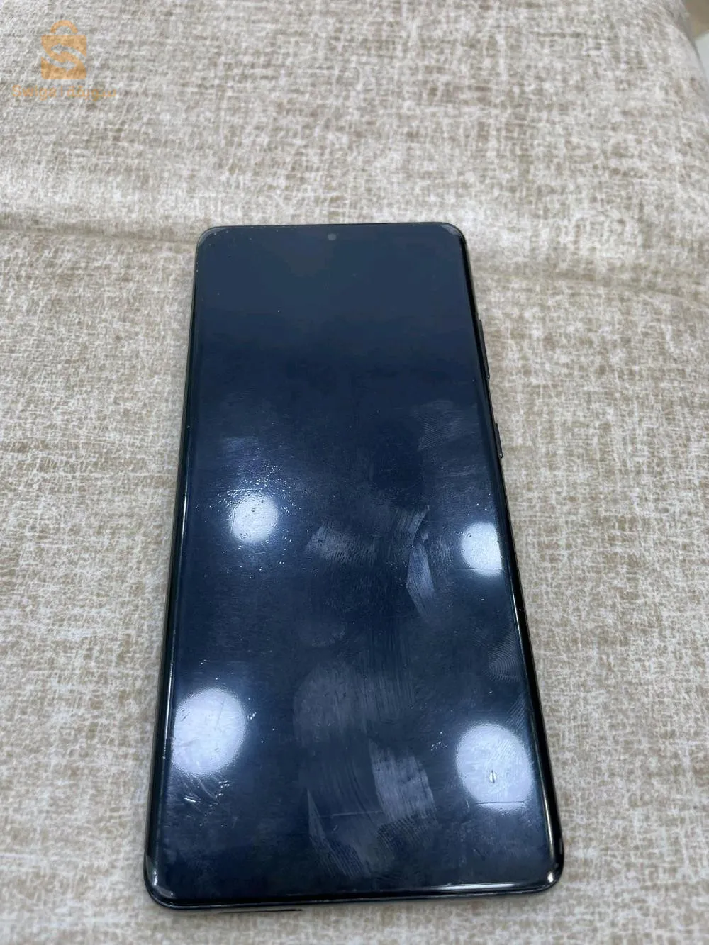 هاتف نقي 10/10 12/128 شريحه وحدة 
موجه للولايات المتحدة الأمريكية