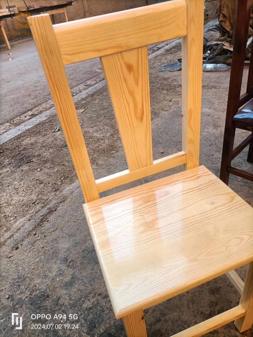 طاولات بالكراسي للبيع