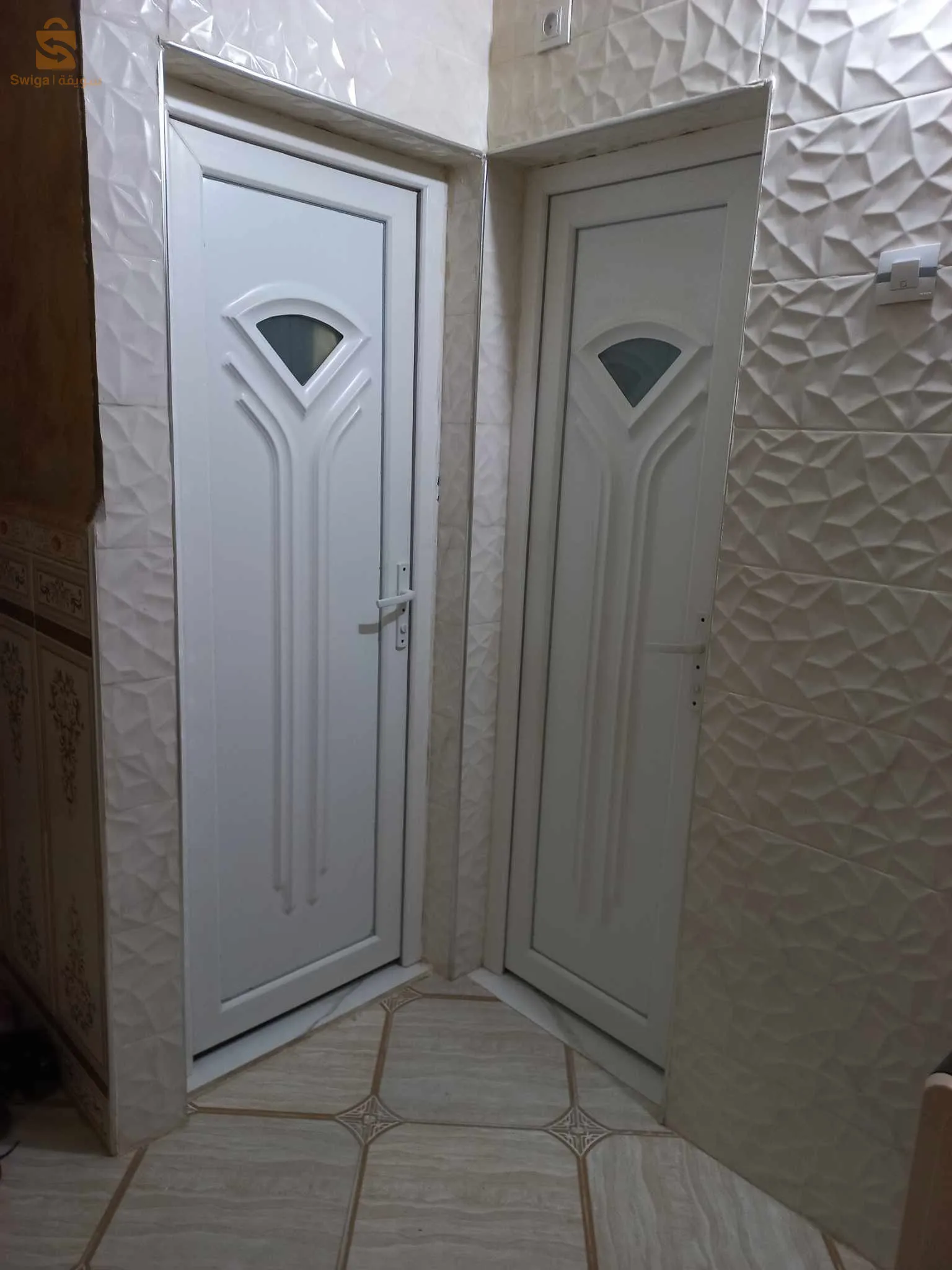 شقة للبيع طابق أرضي0556971012