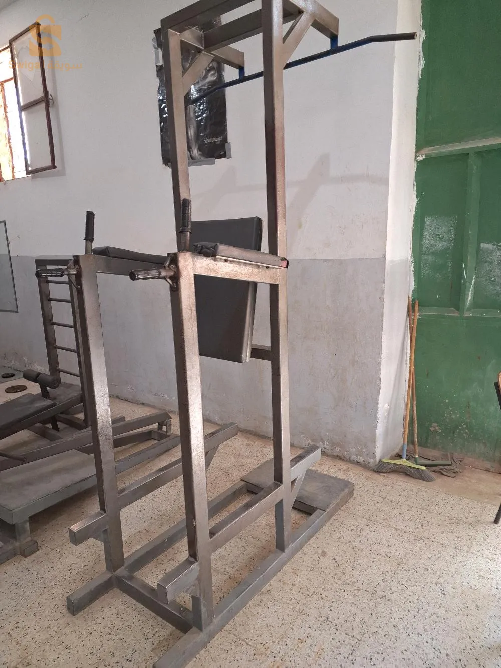 قاعة كمال أجسام كاملة