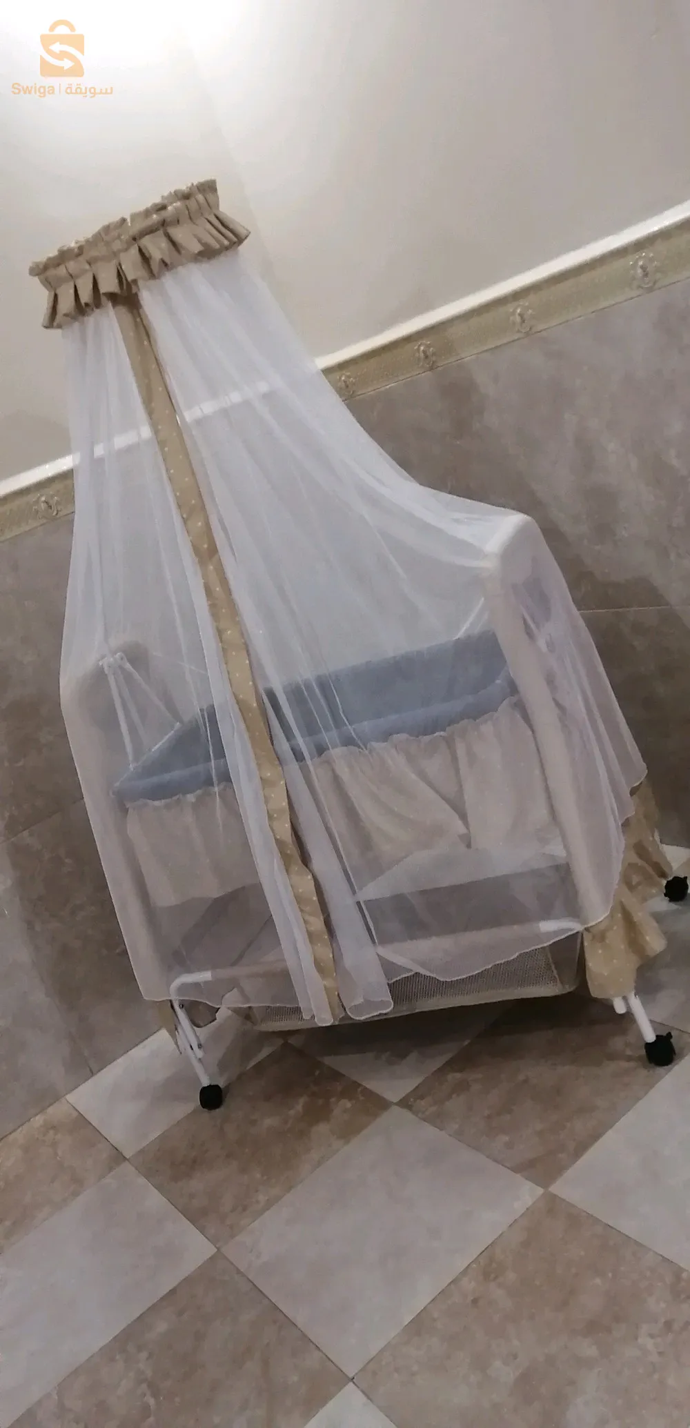 سرير اطفال