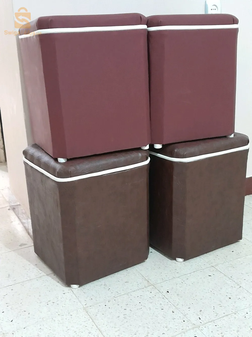 poufs