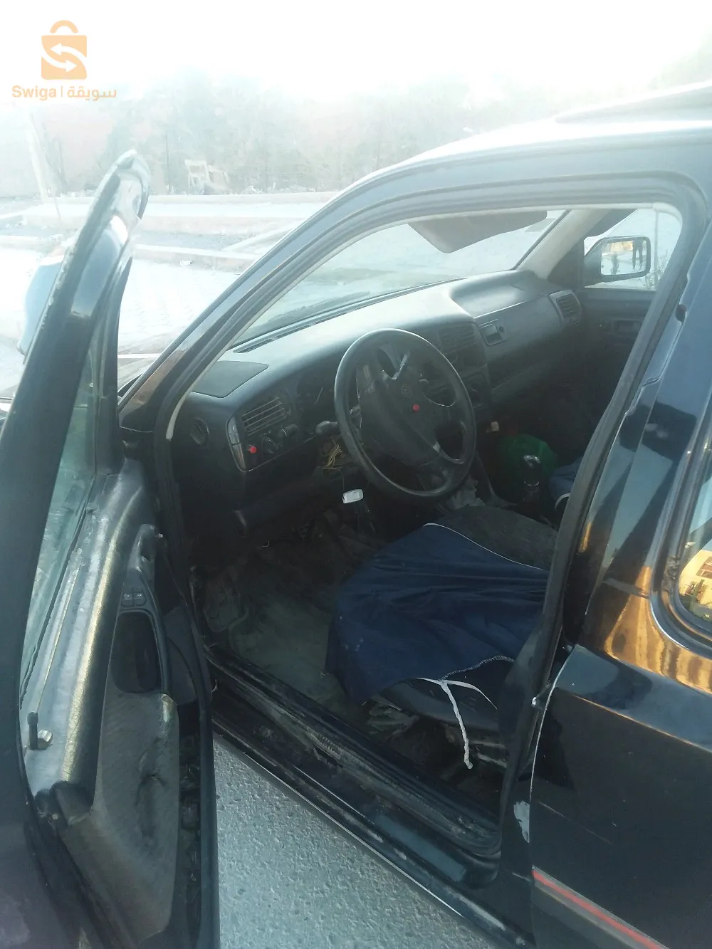 سيارة للبيع