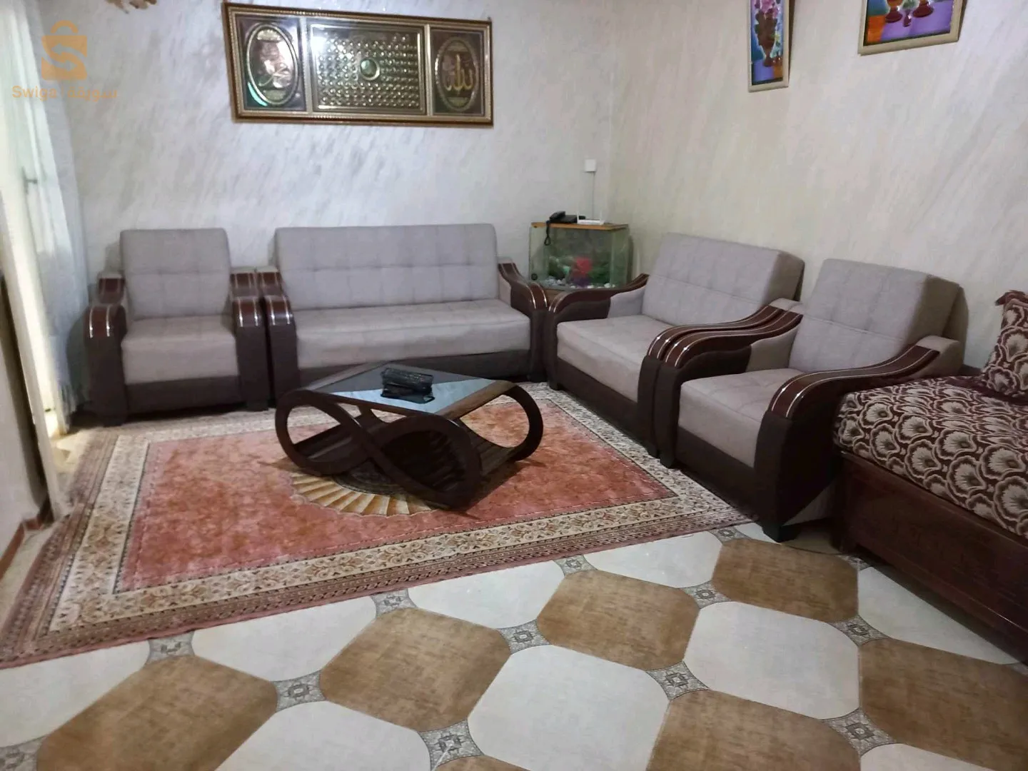 شقة للبيع طابق أرضي0556971012