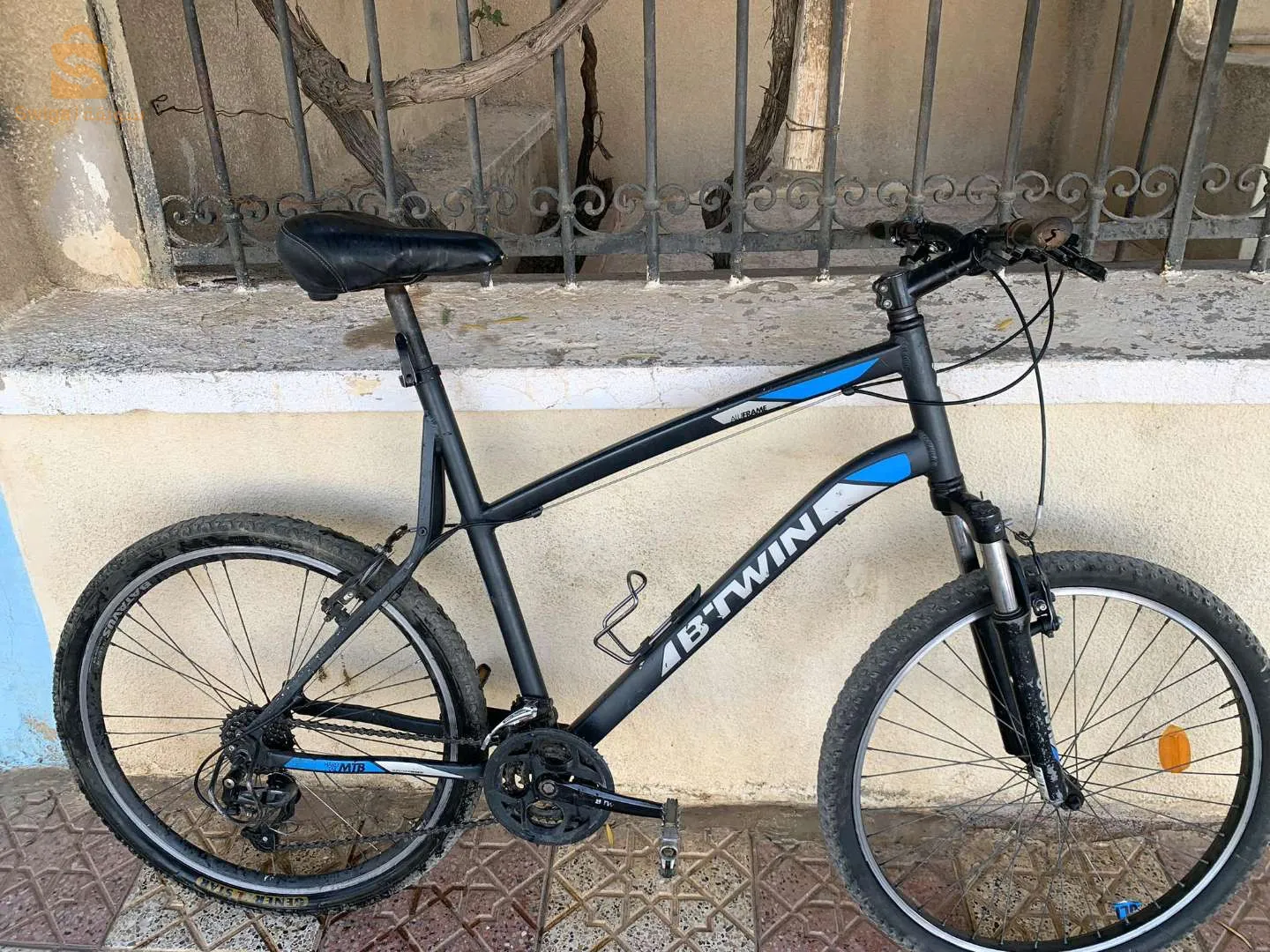 دراجة هوائية في حالة جيدة