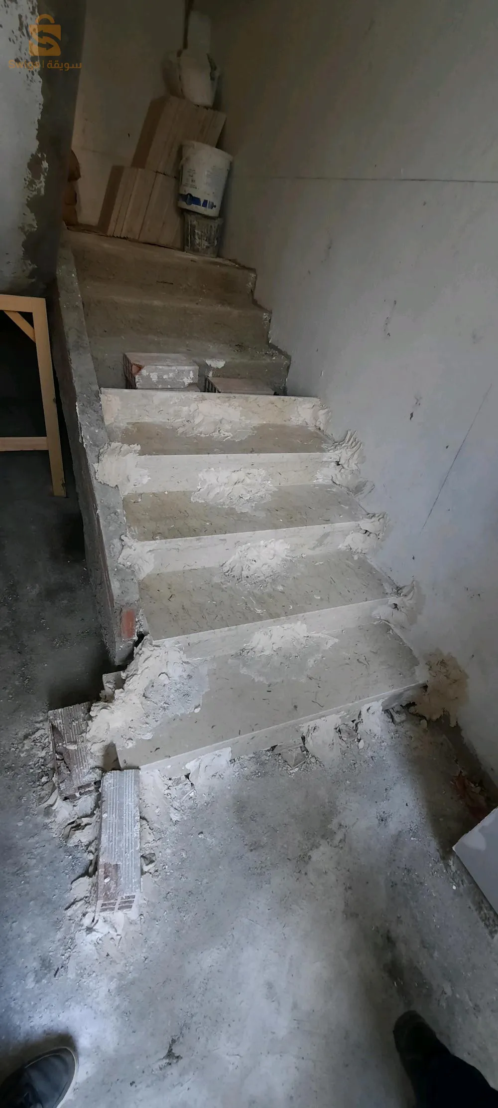 Fabrication et installation d'escaliers, de fontaines et de cheminées, tous en marbre et granit