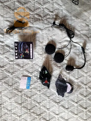 بلوتوث جديد حاجة شابة ماهزش مستعمل