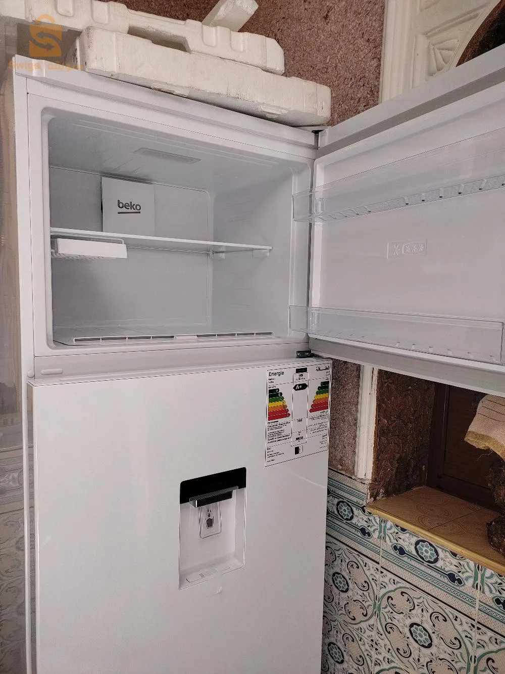 RDNE56WSX: Réfrigérateur-congélateur (Double portes, 70 cm)( new)✅