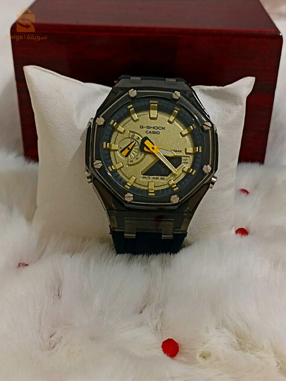 ساعات أنيقة